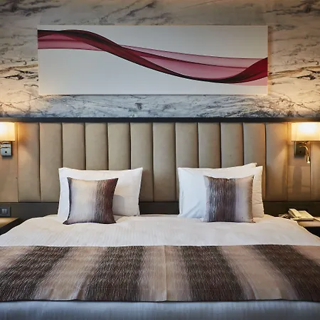 Ramada By Wyndham Umraniye Otel 4*