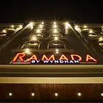 Ramada By Wyndham Umraniye Hotel 4*