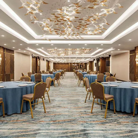 호텔 Ramada By Wyndham Umraniye 4*