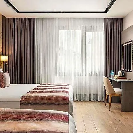 Ramada By Wyndham Umraniye 4* Istambul