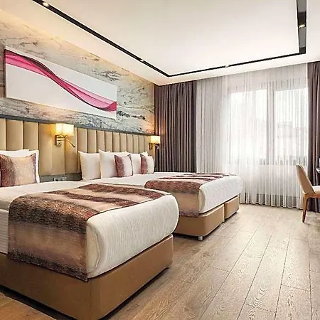 Ramada By Wyndham Umraniye 4* Isztambul