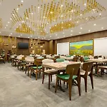 Hotel Ramada By Wyndham Umraniye 4*