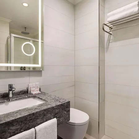 Ramada By Wyndham Umraniye 4* Istambul